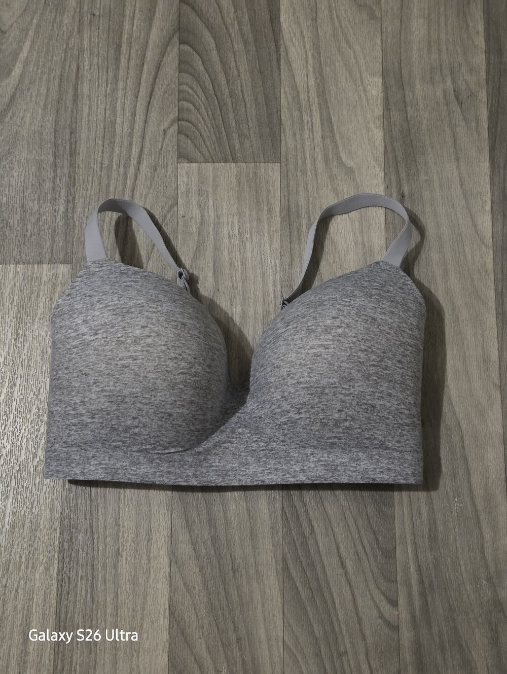 Soma Heather Gray Wireless Seamless T-Shirt Bra Size 38DD.